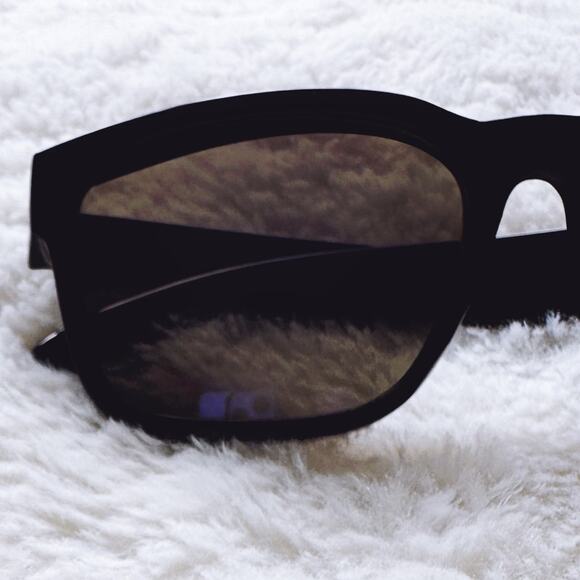Cerise Black w/ Blue Lenses Mirrored Sunglasses - Picture 4 of 15